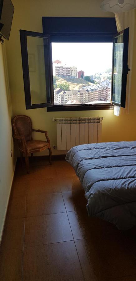 Hotel Alina Cangas De Narcea Cameră foto